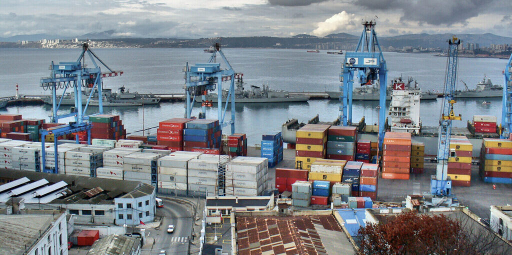 International ocean shipping yard