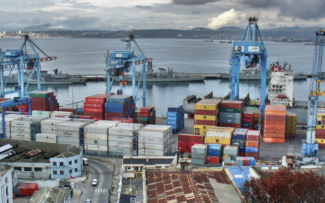 International ocean shipping yard